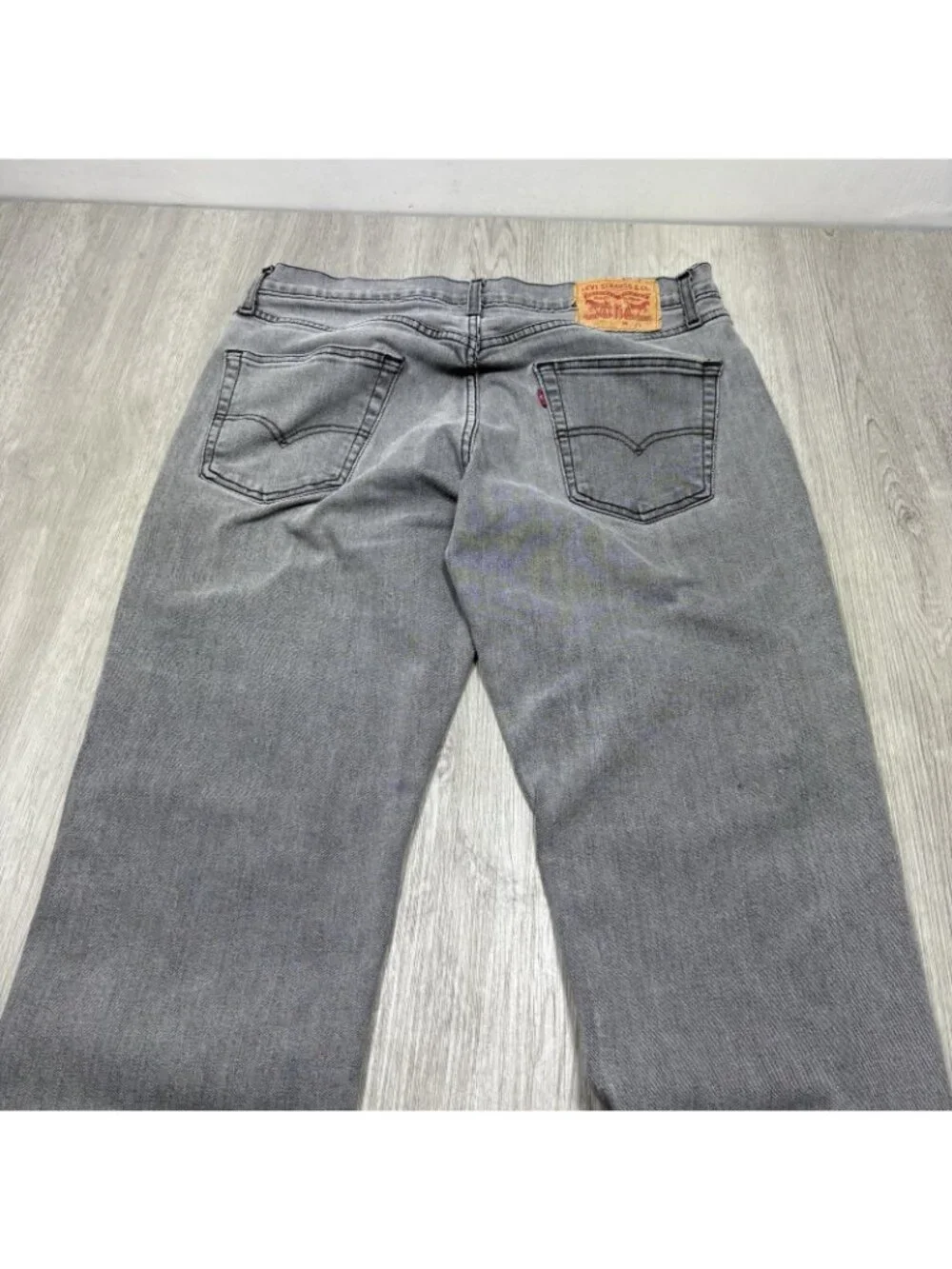 LEVIS 559 Men’s Relaxed Gray Straight Leg Jeans Size 34x32